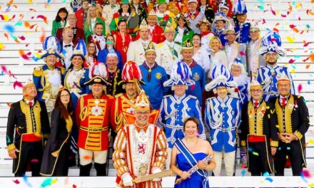 Das offizielle Prinzenpaar-Foto der Session 2023 /&nbsp;2024