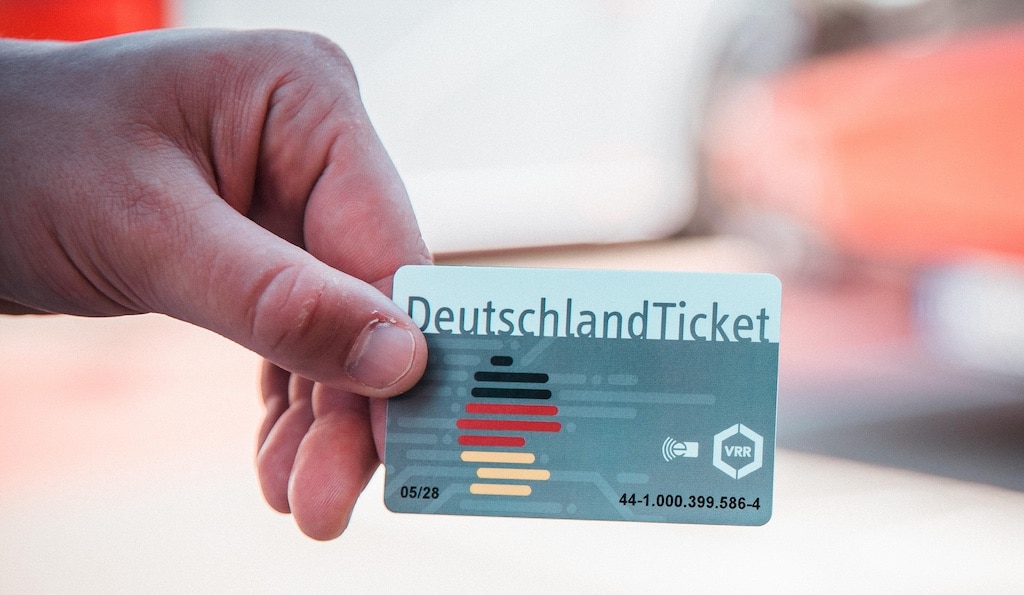 Rheinbahn warnt vor gefälschten Deutschlandtickets