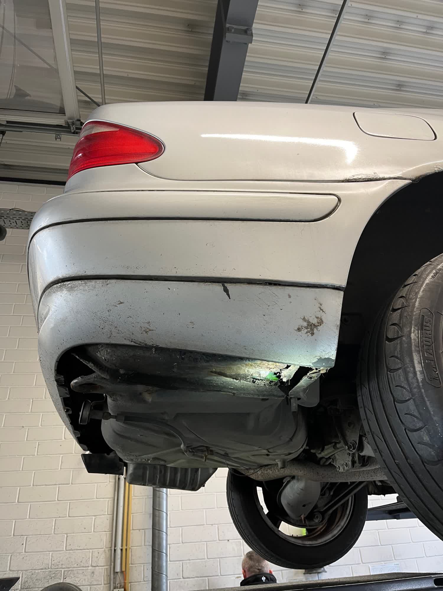 "Väterchen Rost" auf vier Rädern Foto: Polizei "Väterchen Rost" auf vier Rädern Foto: Polizei