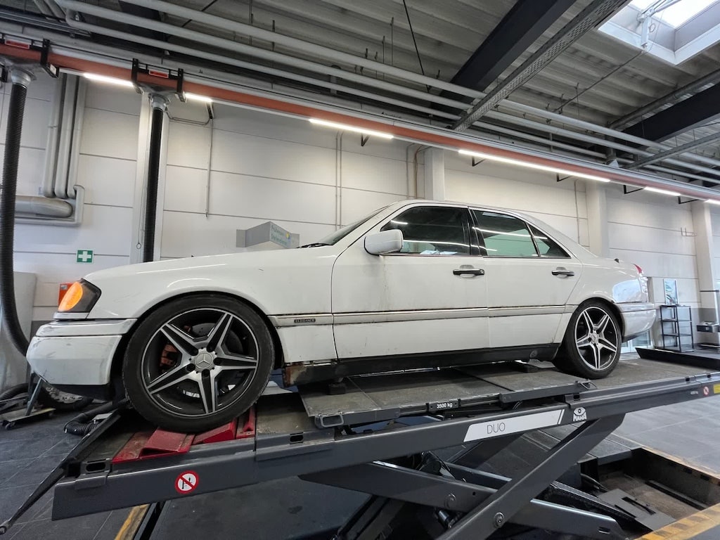 Eher Schrott als Hot — Verkehrsdienst zieht DaimlerChrysler aus dem Verkehr