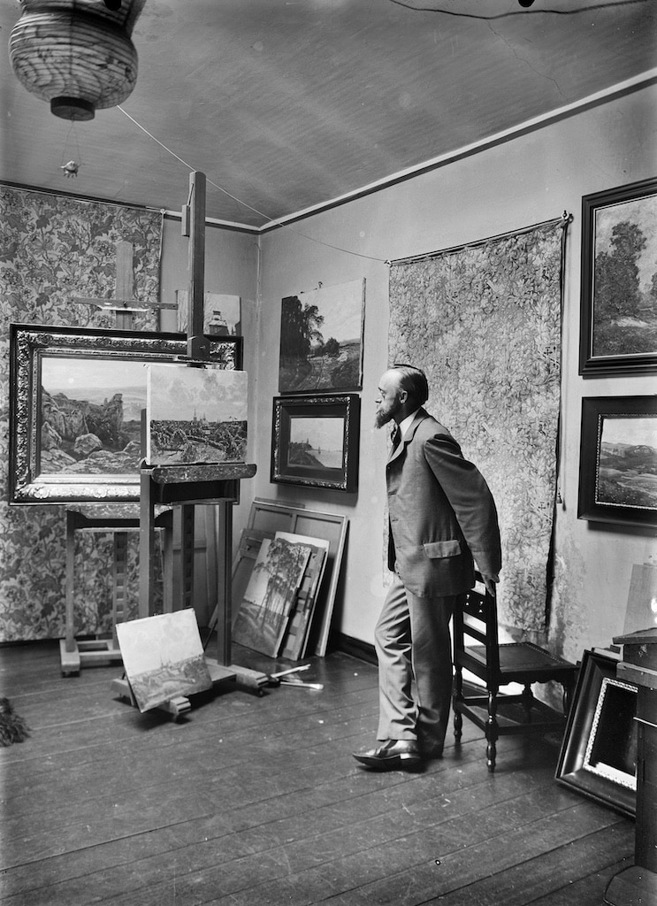 Wilhelm Degode in seinem Atelier um 1895,(c)Stadtarchiv Düsseldorf Wilhelm Degode in seinem Atelier um 1895,(c)Stadtarchiv Düsseldorf