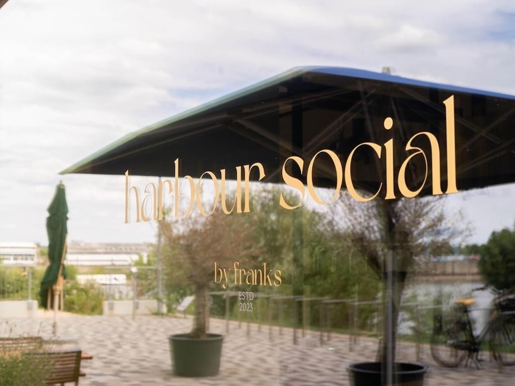 Ein kulinarisches Juwel am Medienhafen: Harbour Social