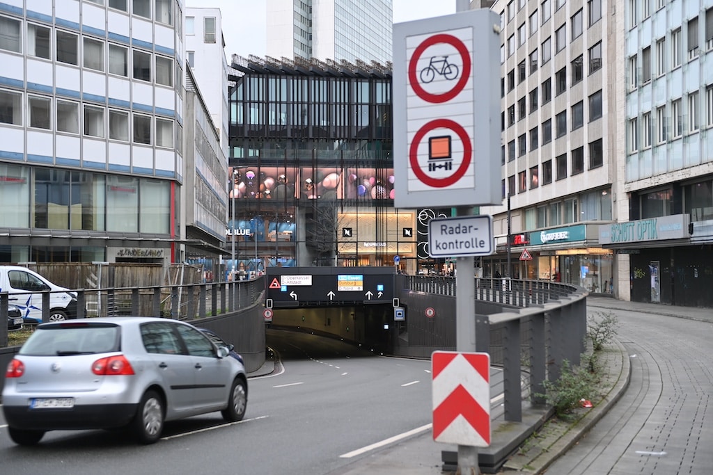 Kö-Bogen-Tunnel: Parkhaus wegen Instandsetzungsarbeiten nicht nutzbar