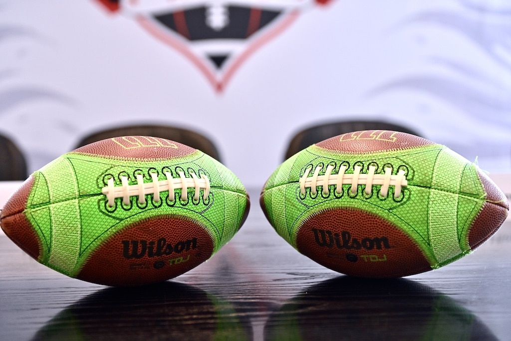 “Die Geburt der Düsseldorf Firecats: Eine Revolution im Flag Football vereint Rhein Fire und die Düsseldorf Panther”