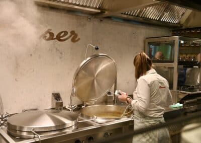 Thekenbereich Foto: LOKALBÜRO