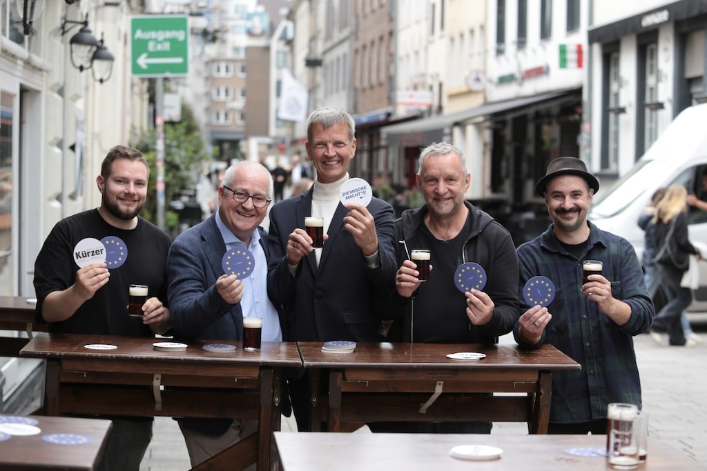 Stadt entwickelt Bierdeckel zur Europawahl