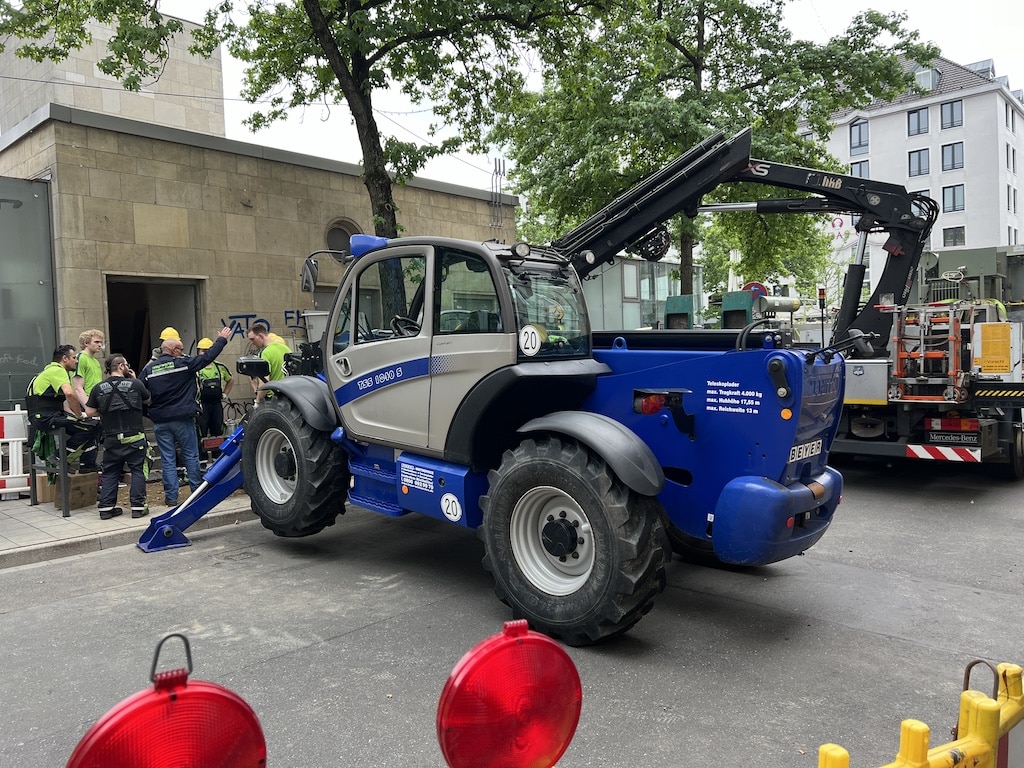 Erneuerung des Transformators im Lüftungsgebäude am Carlsplatz
