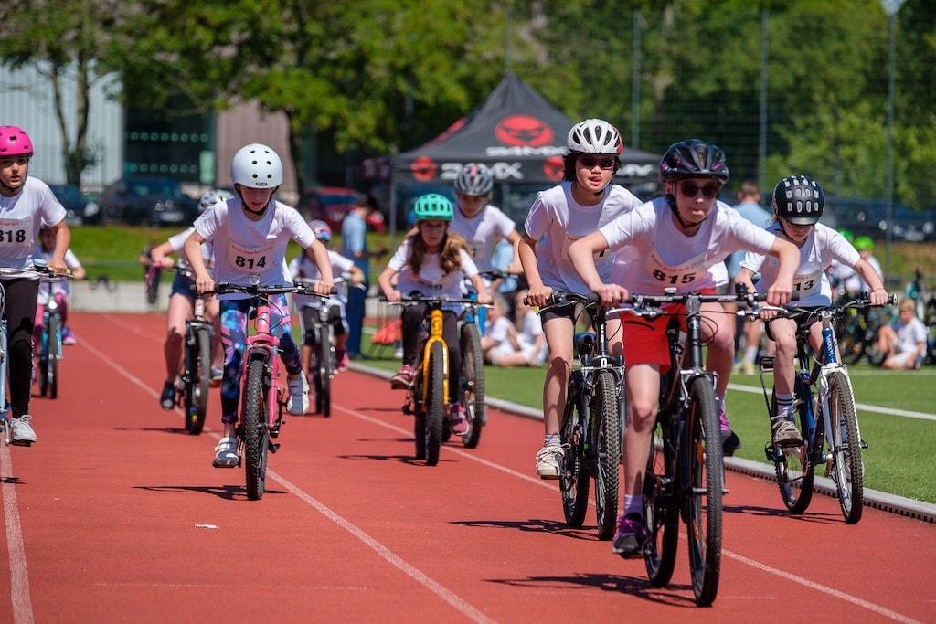 Petit Départ: 96 Kinder für das Finale auf der “Kö” qualifiziert