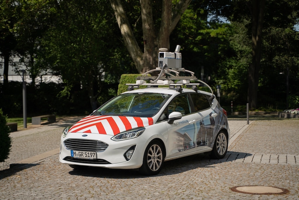 Hightech-Fahrzeuge erfassen ab heute den Straßenzustand in Düsseldorf