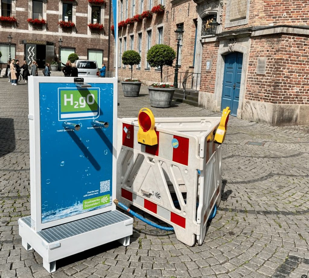 Fußball-EM in Düsseldorf: Stadtwerke spendieren kostenloses Wasser zum Trinken für alle