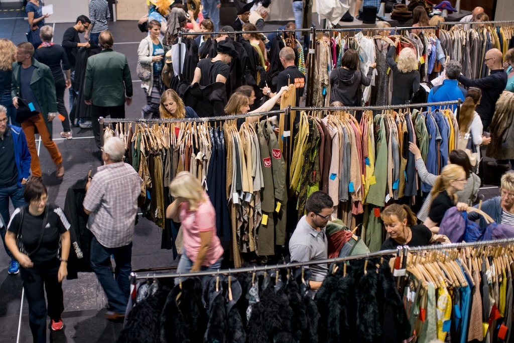 Kostümverkauf im Opernhaus