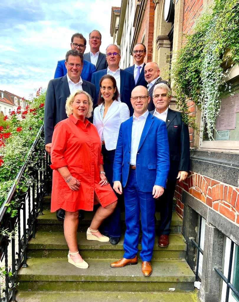 Sicherlich werden die meisten Fraktionsmitglieder*innen der CDU aus der BV 5 beim Sommerfest in Lohausen dabei sein. Foto: Gabriele Schreckenberg Sicherlich werden die meisten Fraktionsmitglieder*innen der CDU aus der BV 5 beim Sommerfest in Lohausen dabei sein. Foto: Gabriele Schreckenberg