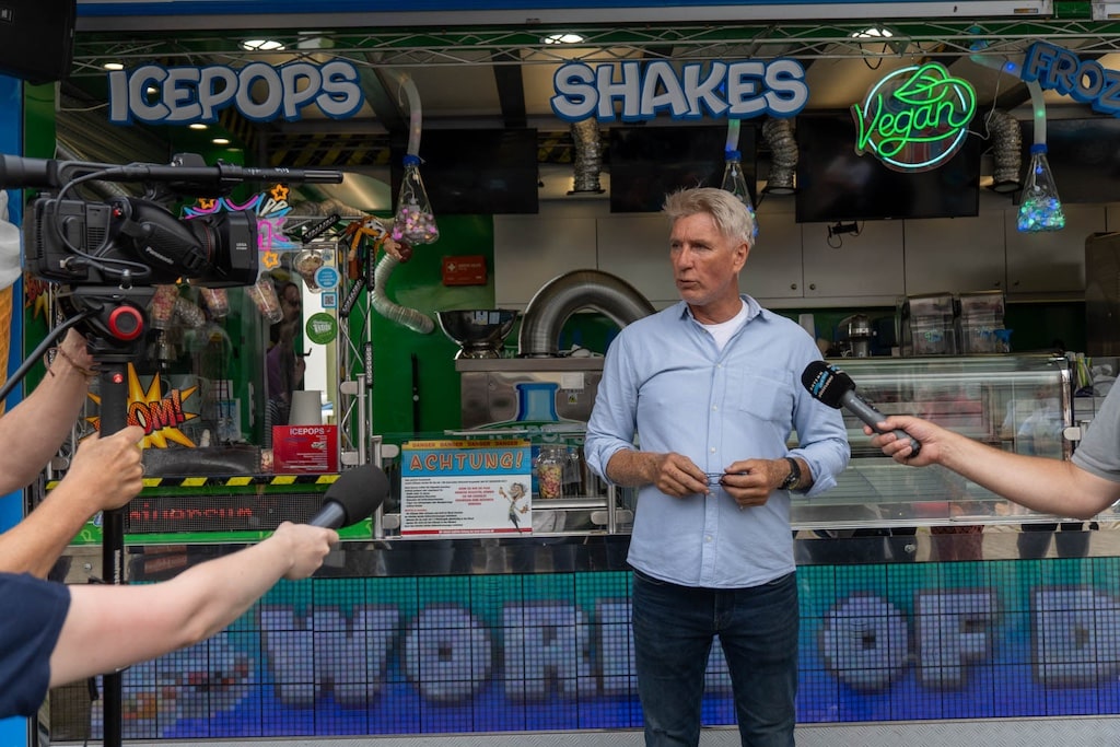 Aufbau Rheinkirmes 2024 Foto: LB / Olaf Oidtmann