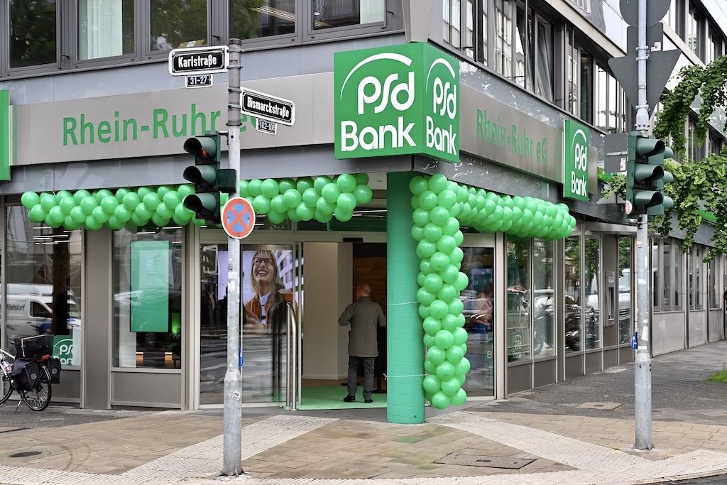 PSD Bank erstrahlt in Düsseldorf in neuem Glanz