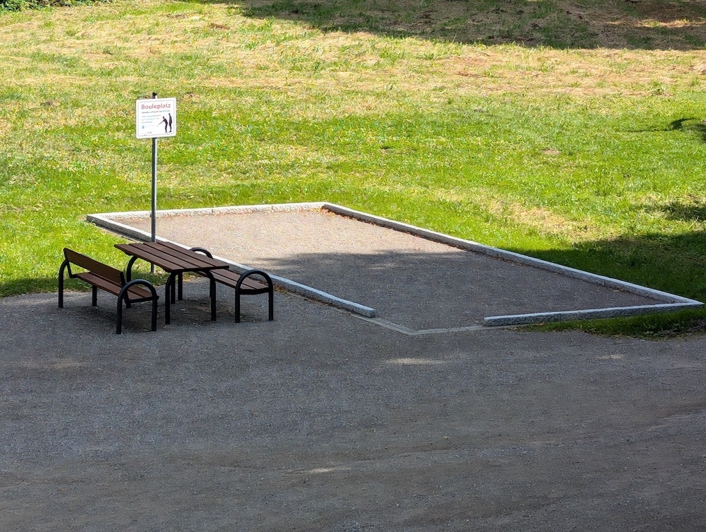 Neue Boulebahn in Kaiserswerth