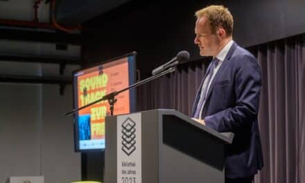 “Der Preis unserer Freiheit”: Jurij Andruchowytsch stellte neuen Essayband im KAP1&nbsp;vor