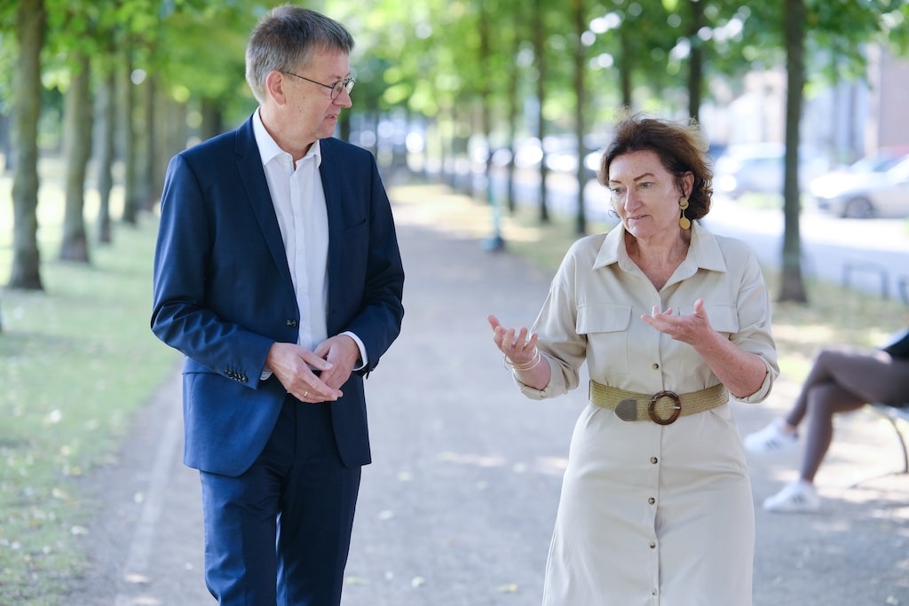 Bundesdrogenbeauftragter besucht Niederschwellige Unterbringungs- und Beratungsstelle (NUB) an der Moskauer Straße