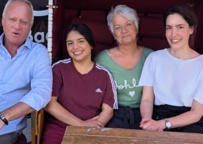 (vl) Auf der Sonnenseite Frank Schikarski, Sümeyra Poyraz, Brigitte Eichner, Charlotte Maurer Foto: Gabriele Schreckenberg