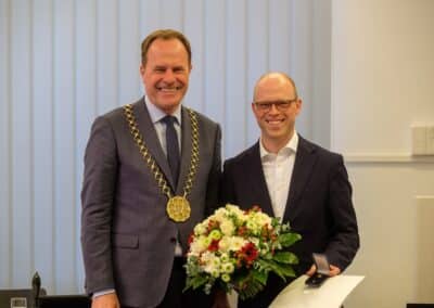 Paul Benedict Stieber. Oberbürgermeister Dr. Stephan Keller verleiht am 27.8.2024 in der Sitzung der BV5 Ehrennadeln. Foto: Landeshauptstadt Düsseldorf / Uwe Schaffmeister
