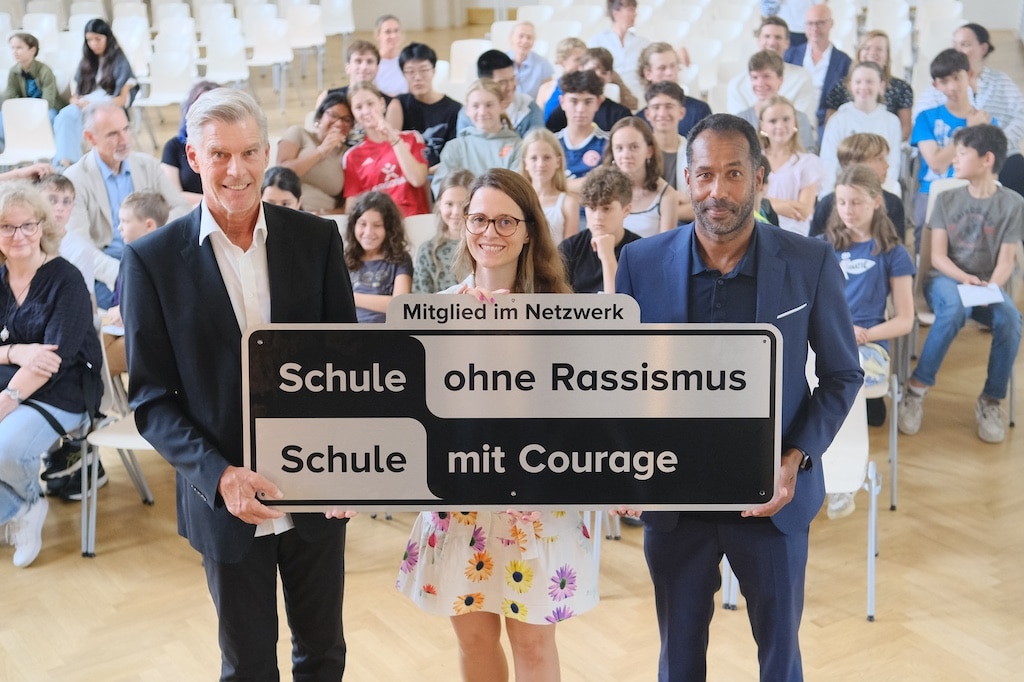 Goethe-Gymnasium wird “Schule ohne Rassismus — Schule mit Courage”