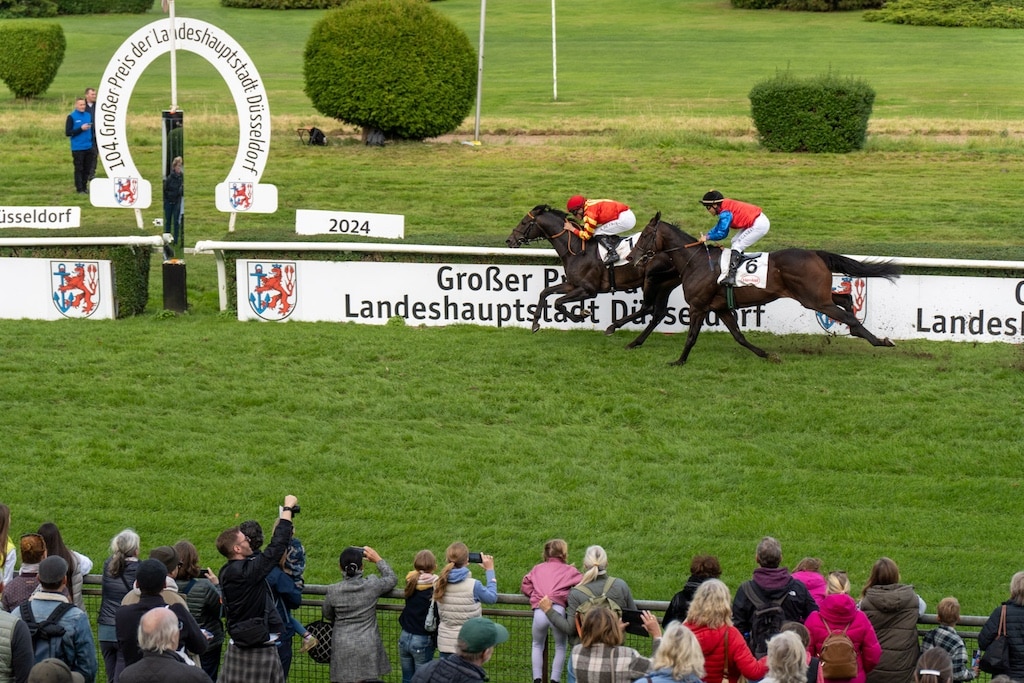 Überraschungssieg: Best Lightning gewinnt den 104. Großen Preis der Landeshauptstadt Düsseldorf