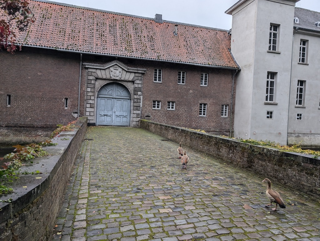 Schloss Kalkum soll Wohngebäude werden