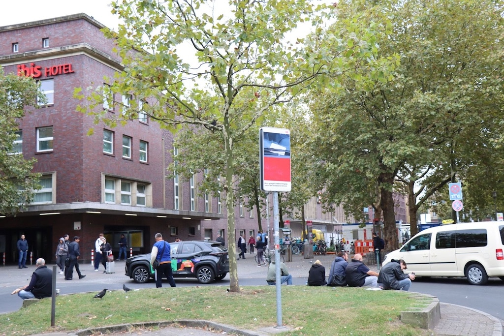 Die Situation am Bahnhofsvorplatz Die Situation am Bahnhofsvorplatz