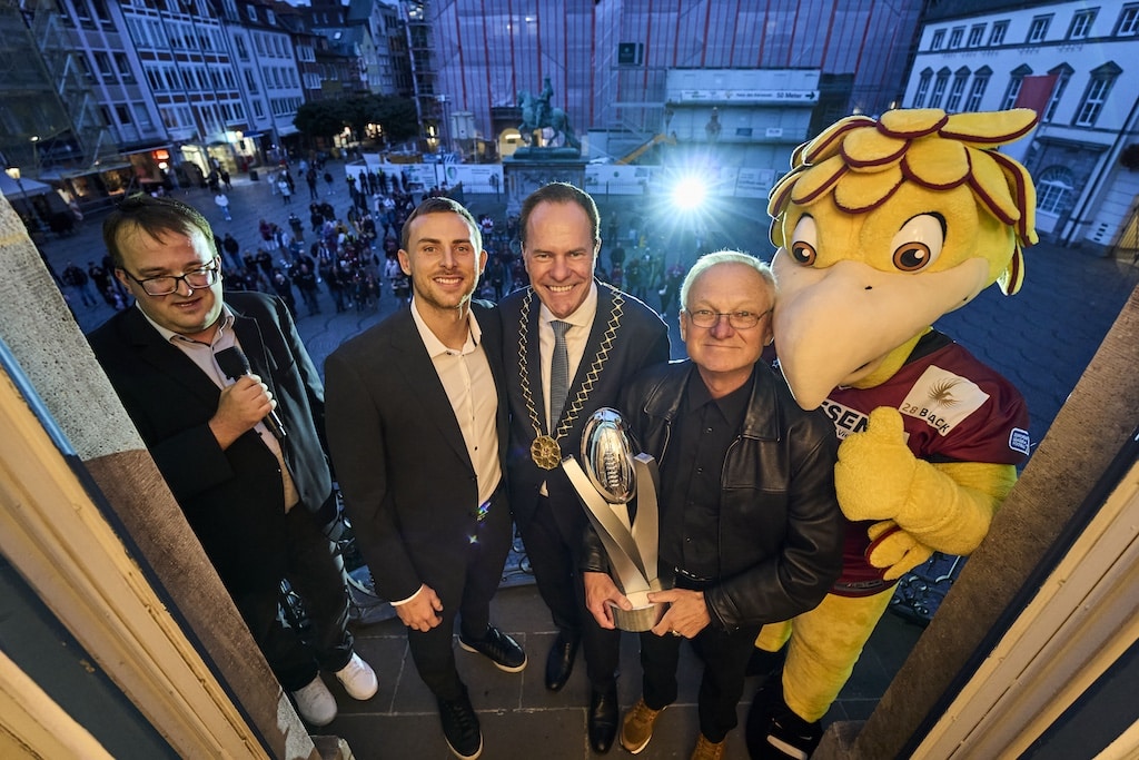 Touchdown für Titelverteidiger Rhein Fire im Düsseldorfer Rathaus