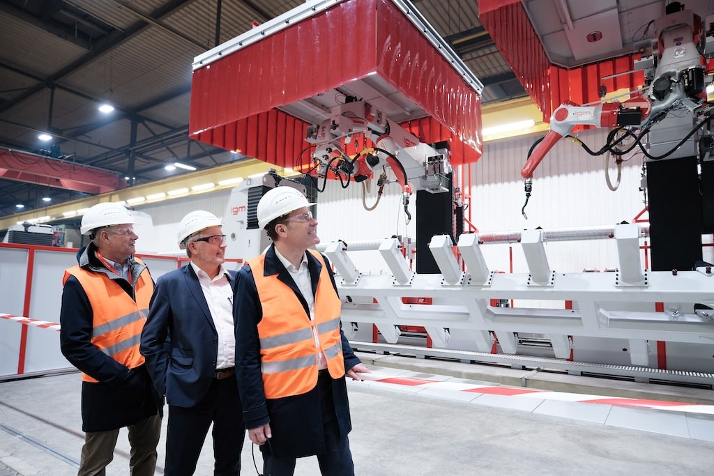 Zukunftsfähige Industrie in Düsseldorf: OB Dr. Keller besucht Konecranes GmbH