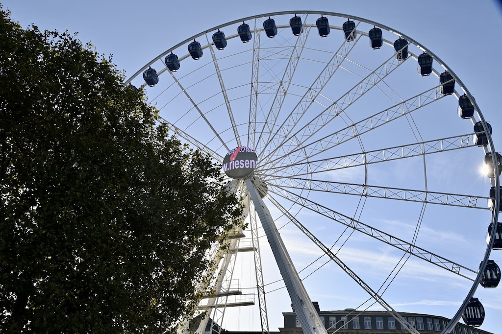 Das Wheel of Vision ist zurück auf dem Burgplatz