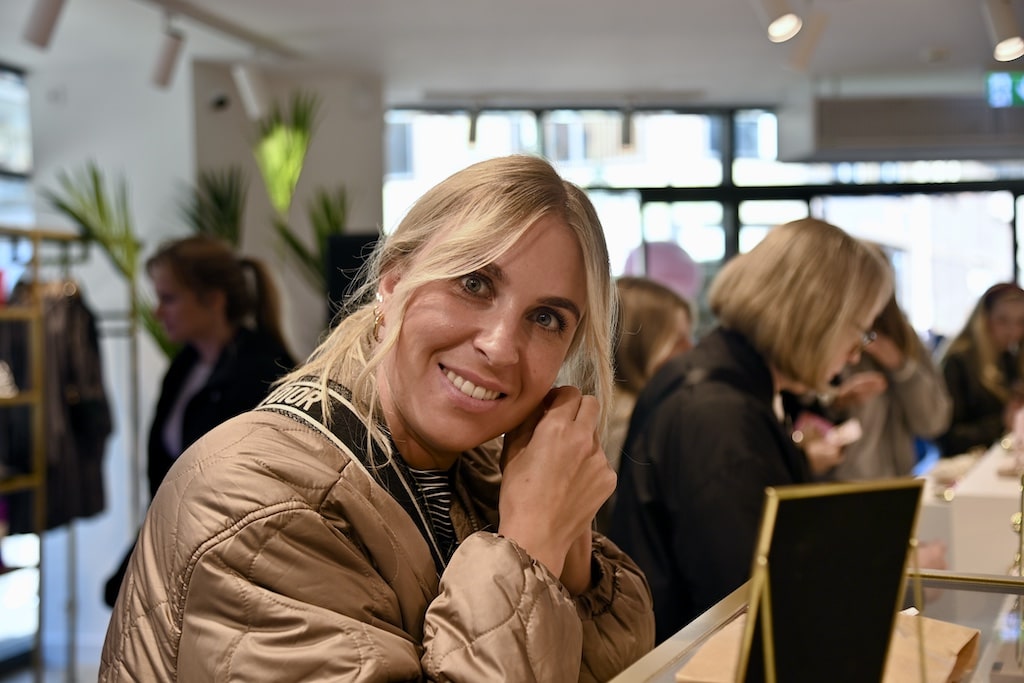 Großer Andrang bei Eröffnung der ersten My Jewellery Boutique in Düsseldorf