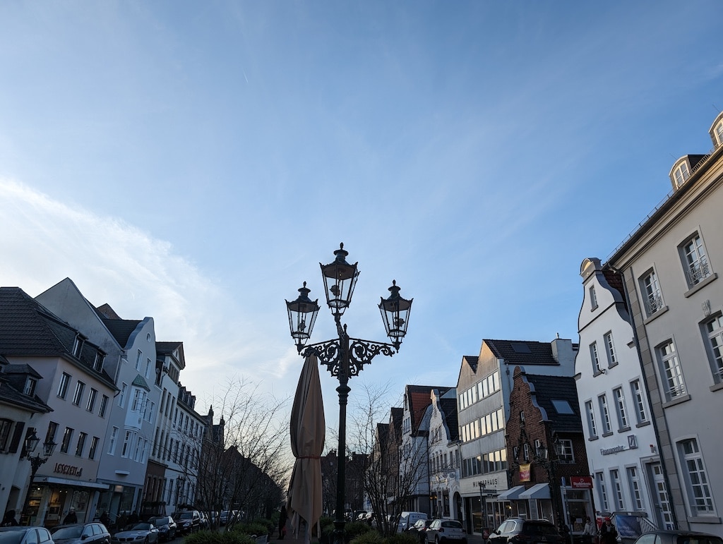 Endlosschleife Kaiserswerther Markt