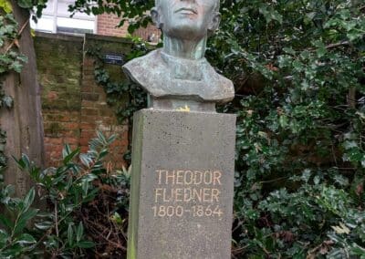 Büstenpark Kaiserswerth Foto: G. Schreckenberg