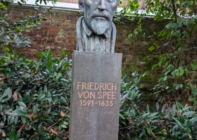 Büstenpark Kaiserswerth Foto: G. Schreckenberg