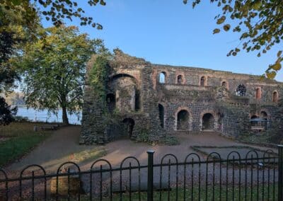 Kaiserswerth im Herbstlicht Foto: Gabriele Schreckenberg