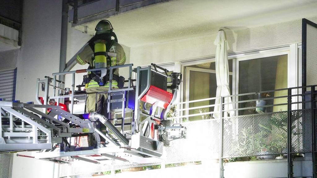 Zimmerbrand in einem Wohnhaus