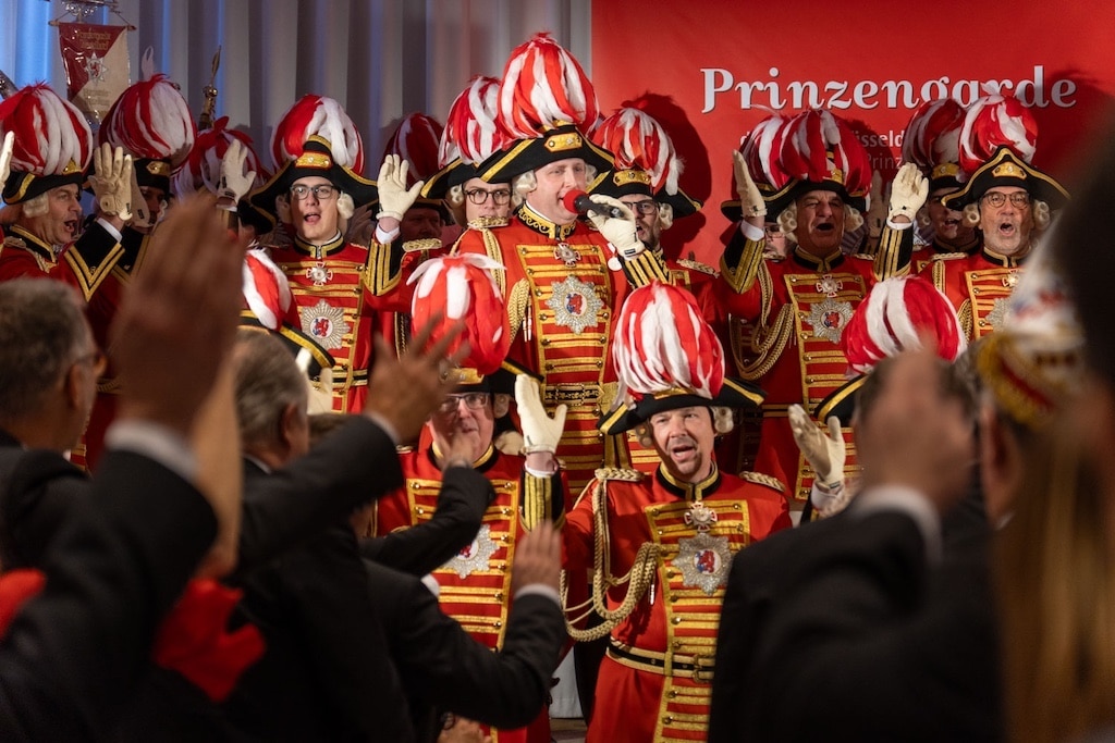 Ehrenabend und Neuaufnahmen bei der Prinzengarde Düsseldorf