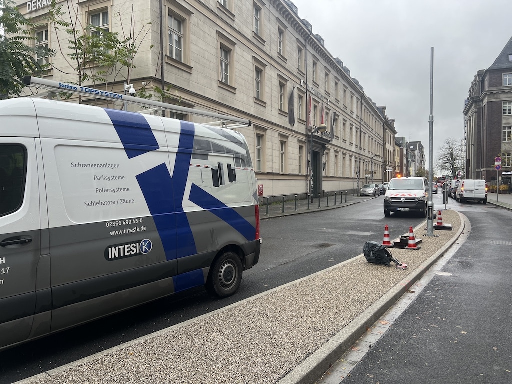 Neue Polleranlage auf der Mühlenstraße: Hoffnung auf schnelleren Betrieb
