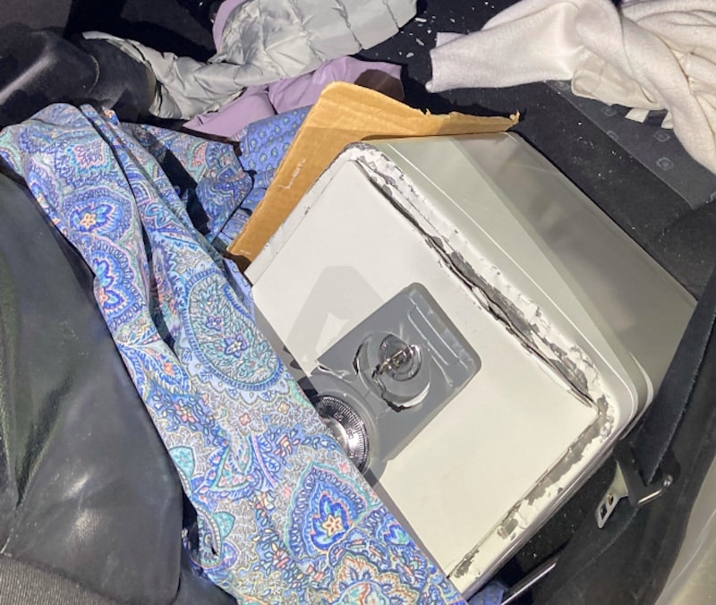 Dreister Fluchtversuch in Düsseldorf: Drei Frauen festgenommen nach Verfolgungsjagd und Verkehrsunfällen