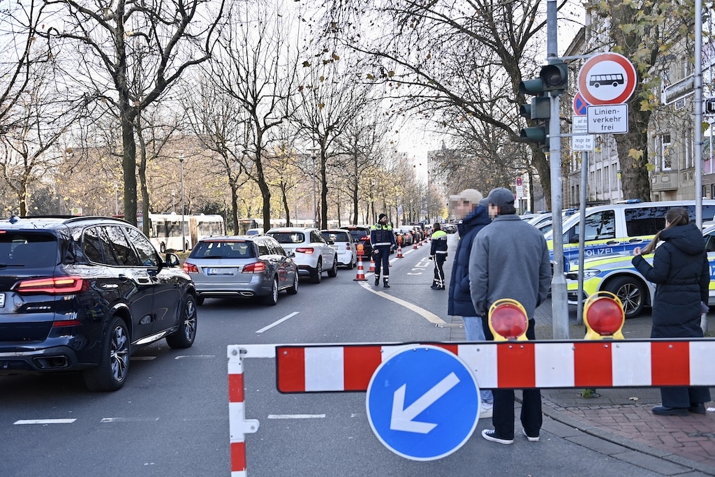 Zum Weihnachtsmarkt am besten mit Bus und Bahn