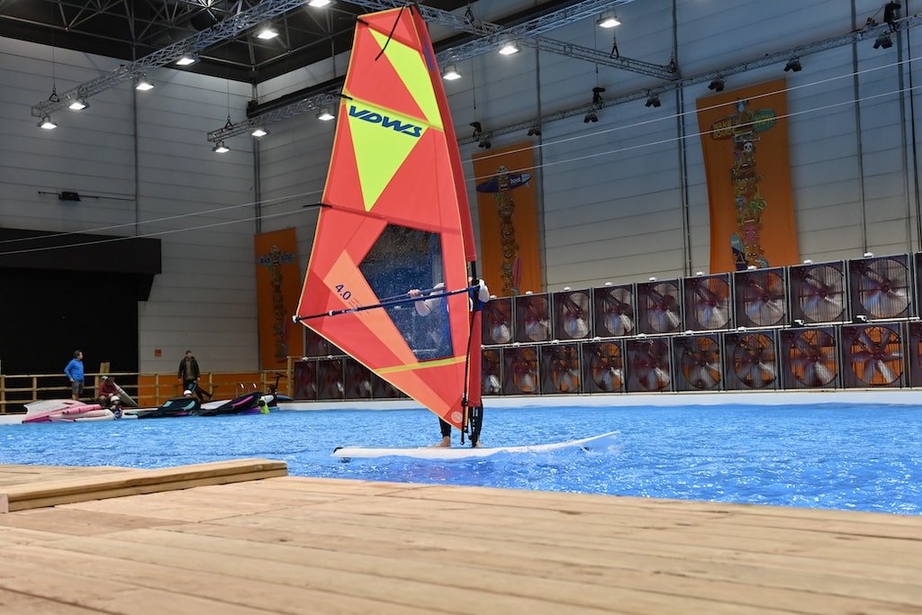 Surfen auf dem Actionpool