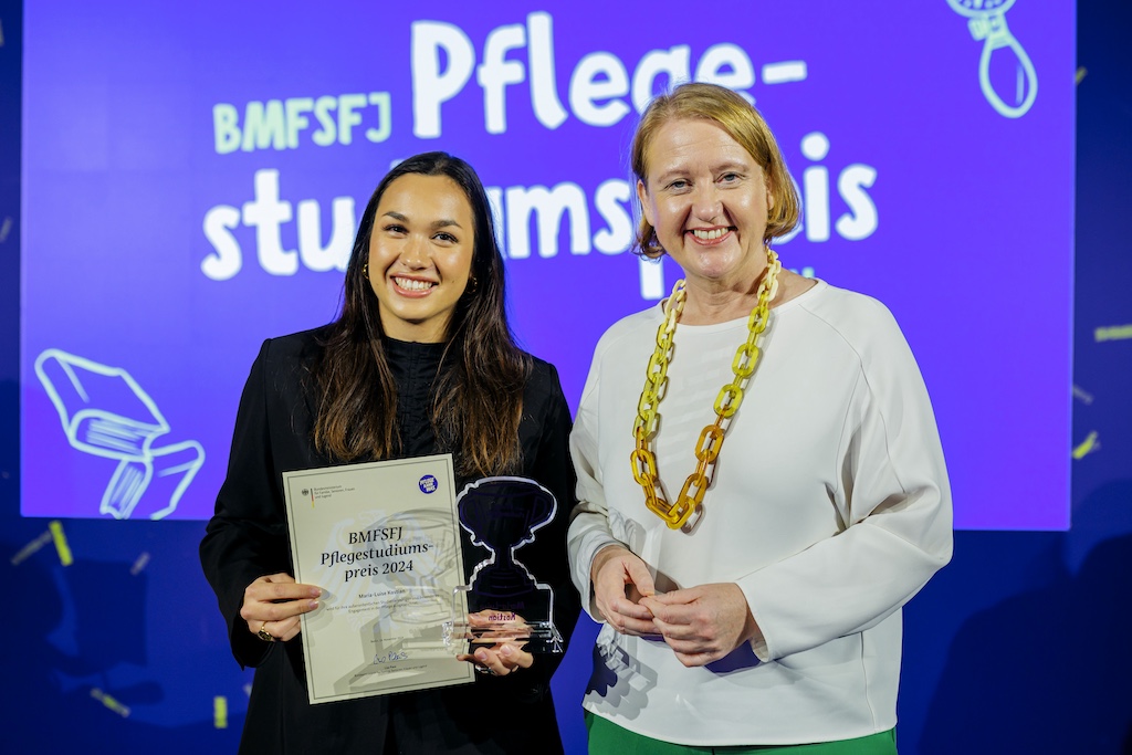 Pflegestudiumspreis: Auszeichnung für Mitarbeiterin des Regenbogenlandes