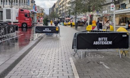 Radverkehr raus aus der Innenstadt? ADFC kritisiert Schadowstraße-Pläne von OB Keller