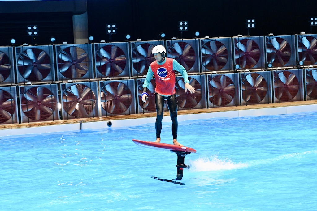„Flatland-Skimboarding“ © Loklbüro „Flatland-Skimboarding“ © Loklbüro