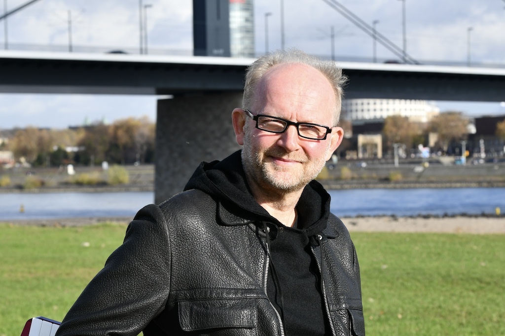 Offenes Singen mit Dieter Falk: Düsseldorf setzt ein Zeichen