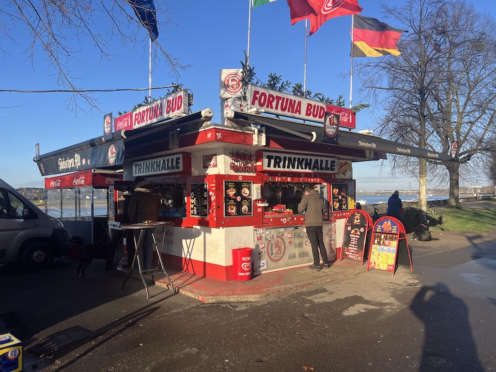 Fortuna-Büdchen bleibt vorerst geöffnet – Rechtsstreit spitzt sich zu
