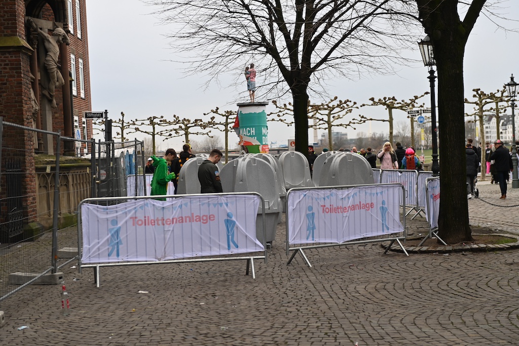 Toilettenkonzept 2025: Eine saubere Sache an Karneval