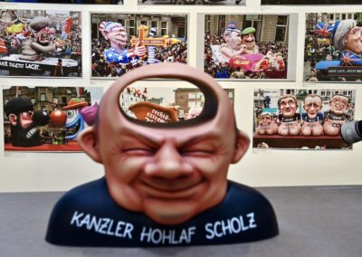 Impressionen aus der Ausstellung "Jacques Tilly. Freigeist - 200 Jahre Comitee Düsseldorfer Carneval e. V." © Lokalbüro