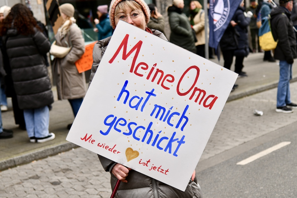 Demo gegen rechts © Lokalbüro Demo gegen rechts © Lokalbüro