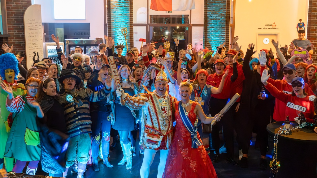 Premiere unter der Schirmherrschaft des CC: „Superheroes“ feiern Karneval im NRW-Forum